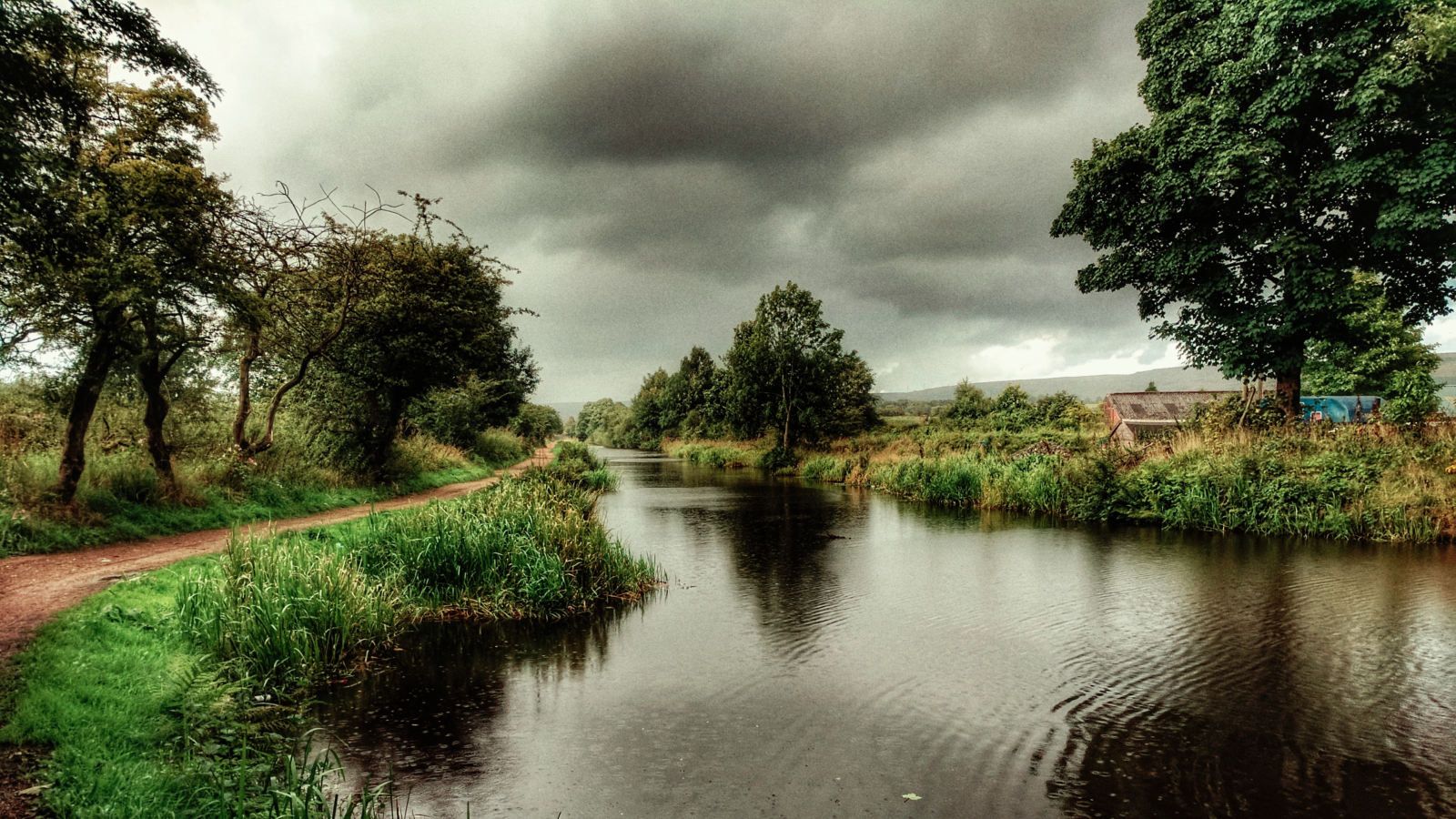 Rochdale canal towards Littleborough